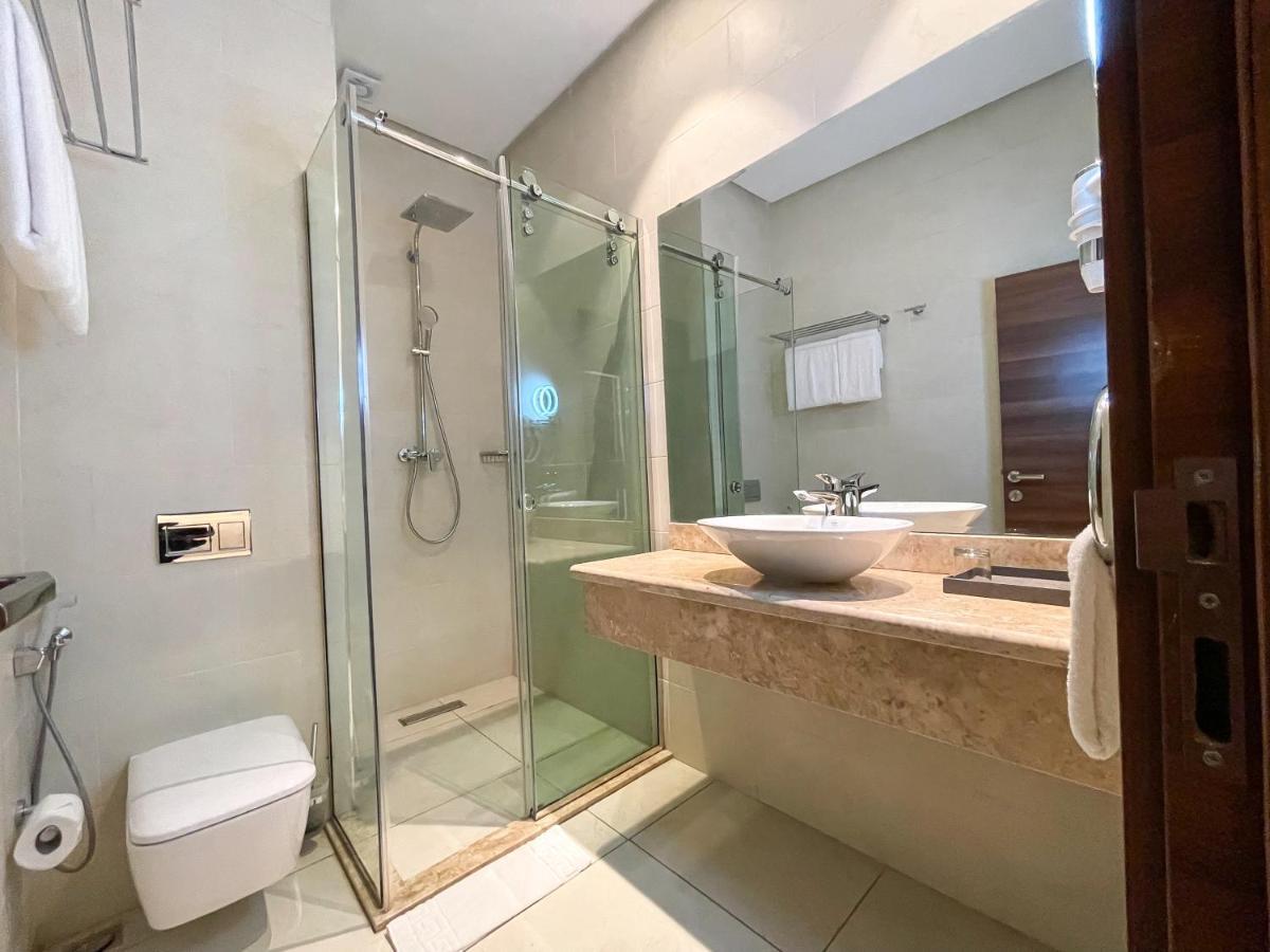 Готель Omedel Luxury Енугу Екстер'єр фото