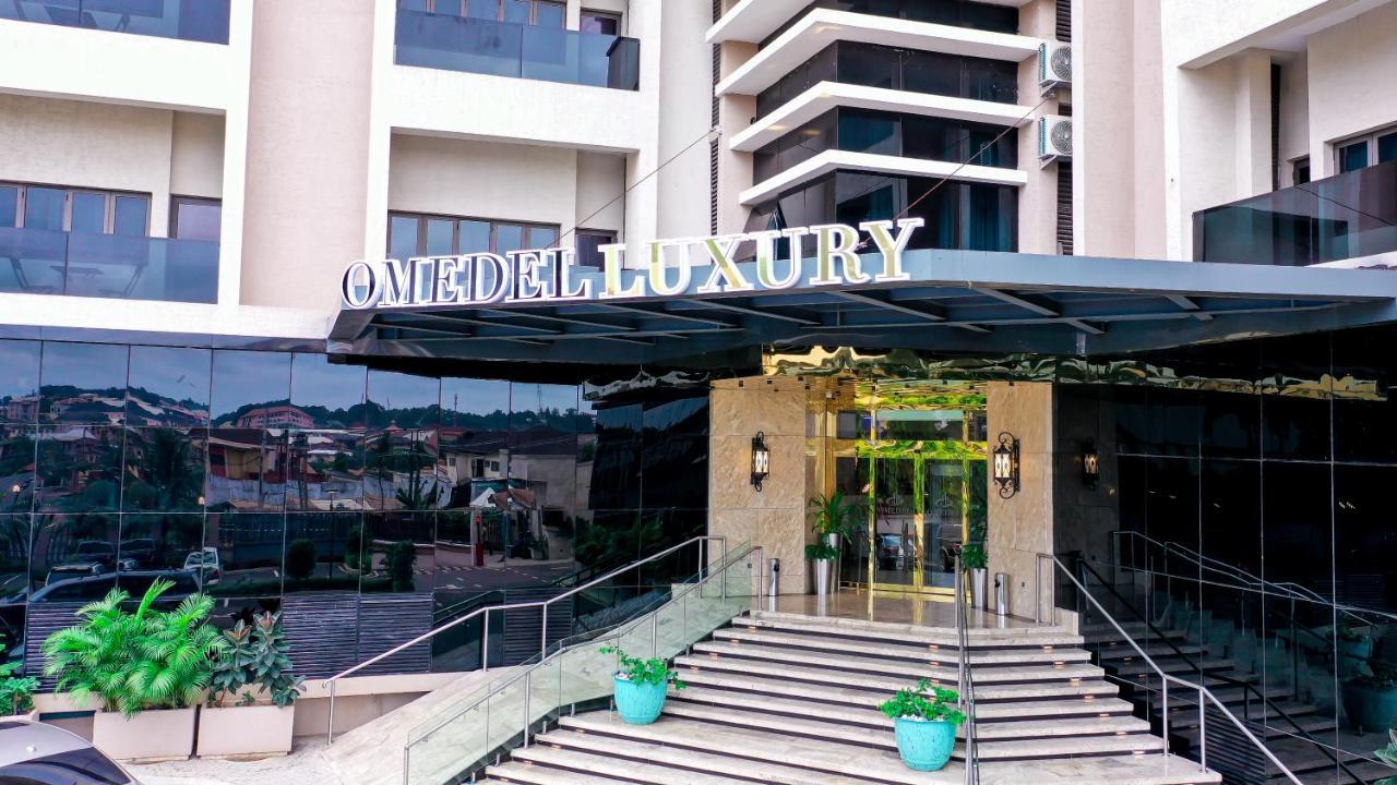 Готель Omedel Luxury Енугу Екстер'єр фото
